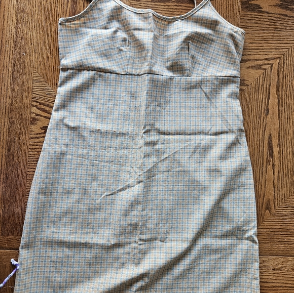 LADIES DRESS - Picture 3 of 8